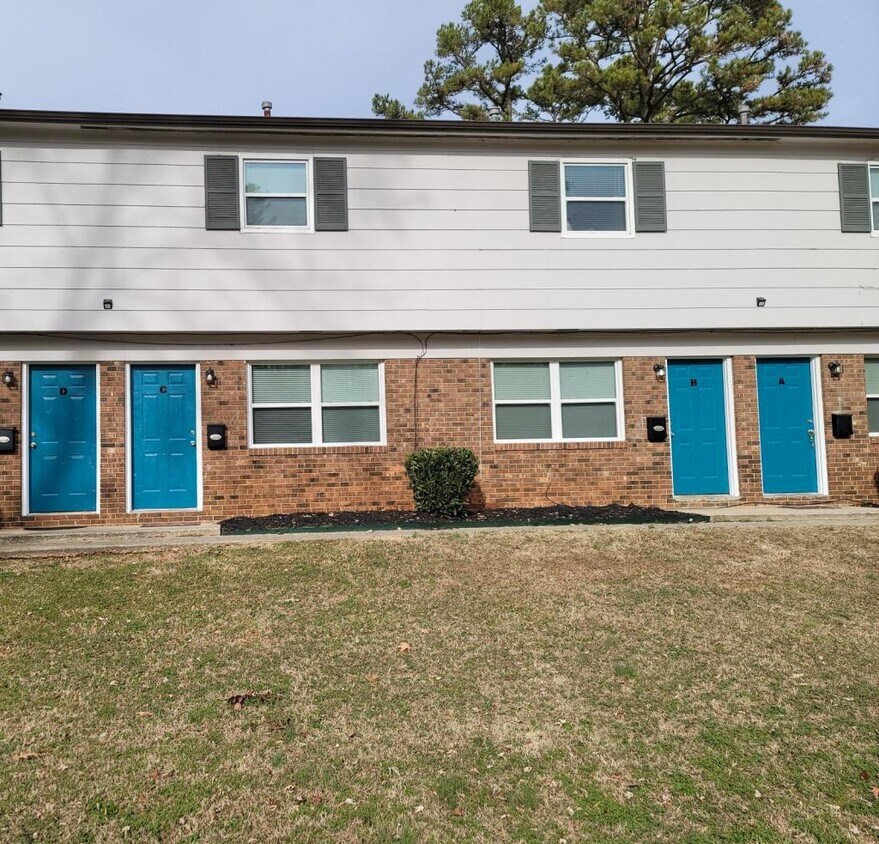 Primary Photo - 1432 Ardmore Dr