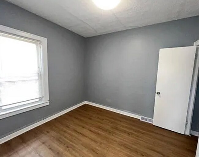 Foto del edificio - Freshly Renovated 3-Bedroom Home in South ...