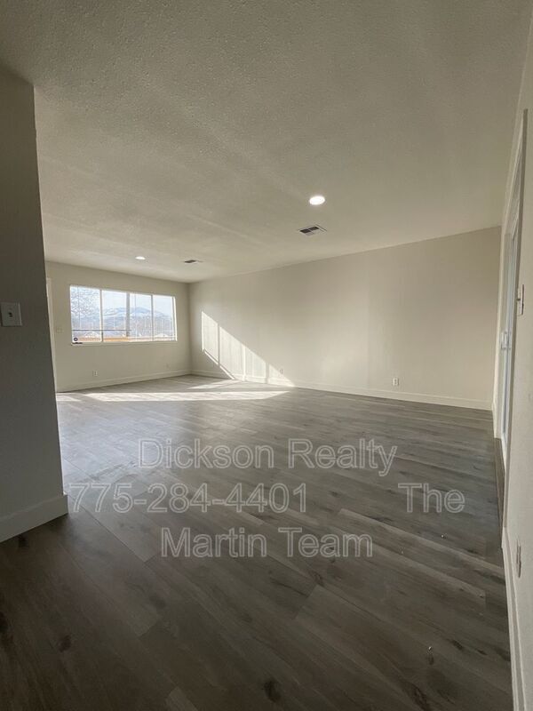 Foto del edificio - 1090 Barstow St
