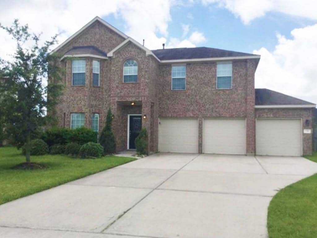 Foto principal - 136 Avery Springs Ln