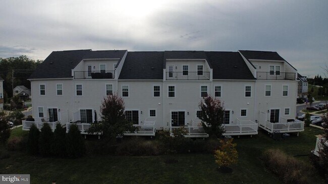 Foto del edificio - 8418 Kendall Ct