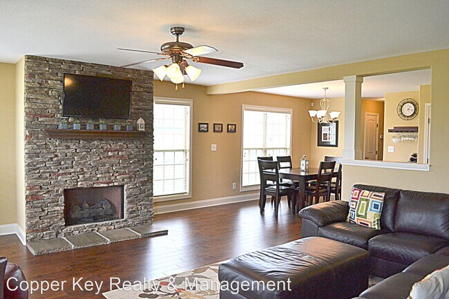 Building Photo - 3 br, 2.5 bath House - 201 John Duke Tyler