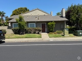 Building Photo - 1417 Marlin Ave