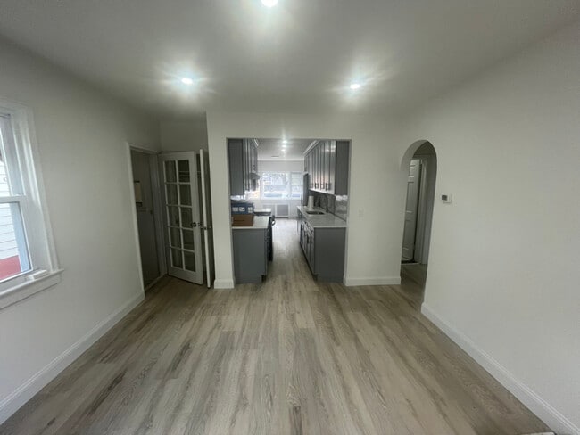 Photo - 86-27 239th St House