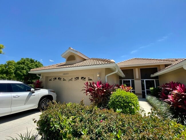 Building Photo - 8525 Mustang Dr