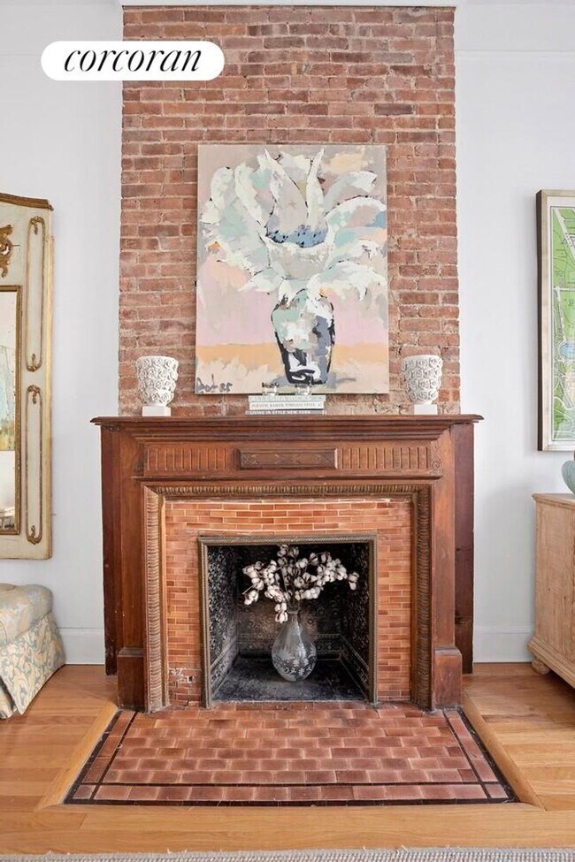 Foto del edificio - 54 E 83rd St