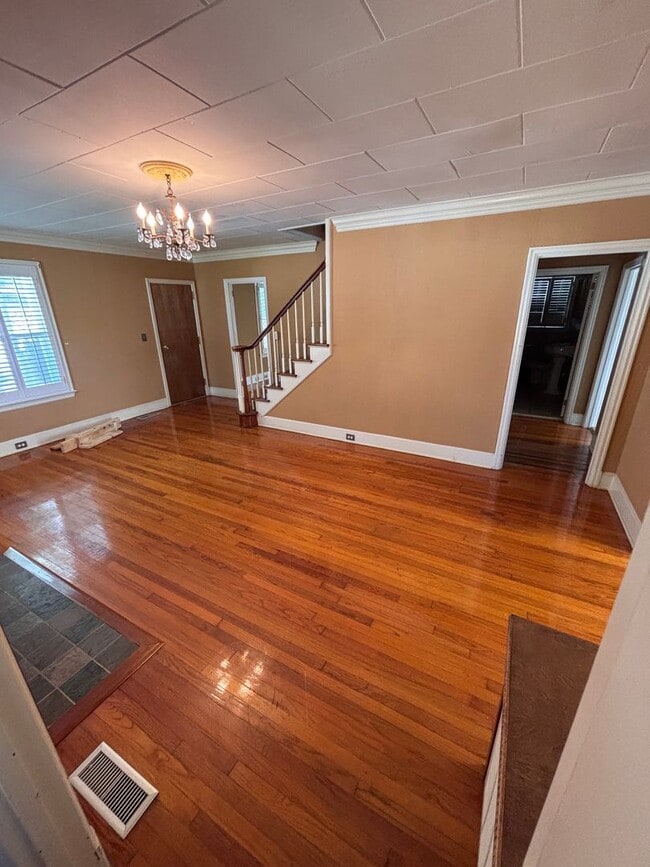 Building Photo - 2 bed 2 bath home in Historic District