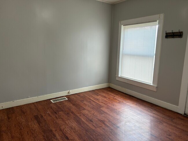 Building Photo - 1151 Boyers Rd