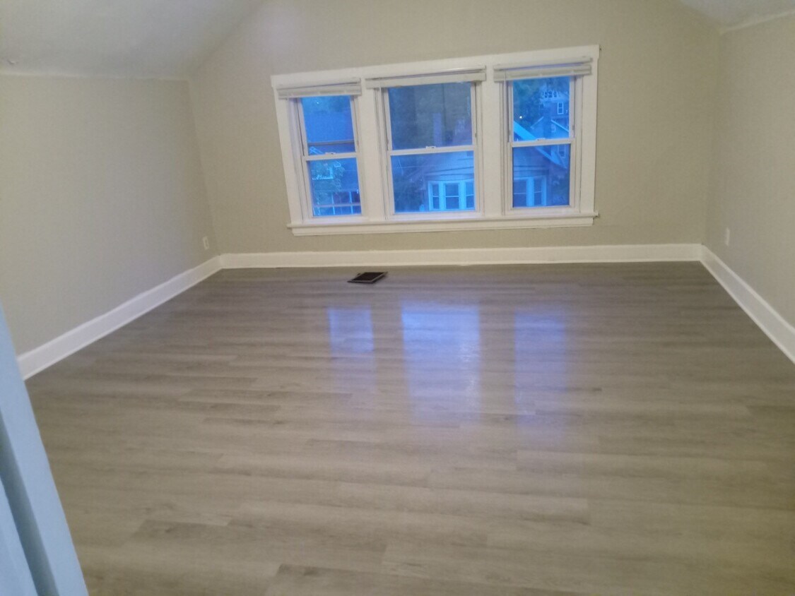 Foto principal - 1527 Dixmont Ave