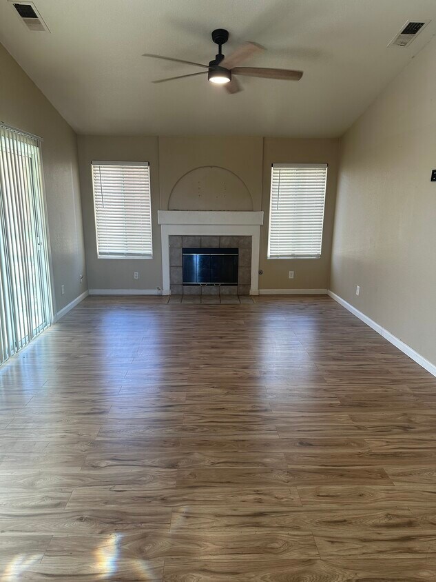 71 Vía Piedmont, Gustine, CA 95322 House Rental in Gustine, CA