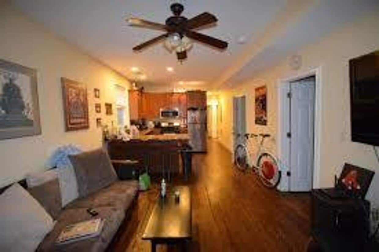 No Brokers Fee, In-Unit Washer and Dryer, Eat-in Kitchen With Dishwasher - No Brokers Fee, In-Unit Washer and Dryer, Eat-in Kitchen With Dishwasher