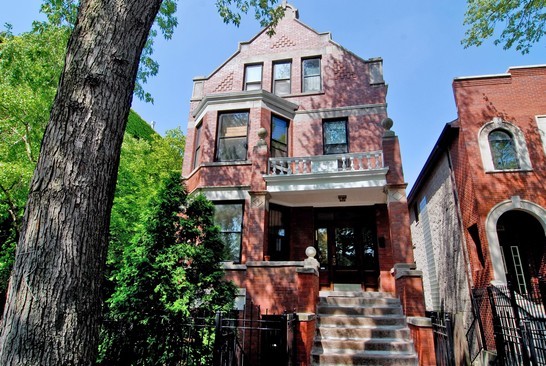 Gorgeous brick exterior on an extra-wide lot - 2040 N Hoyne Ave