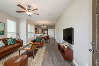 Building Photo - 121 Wickersham