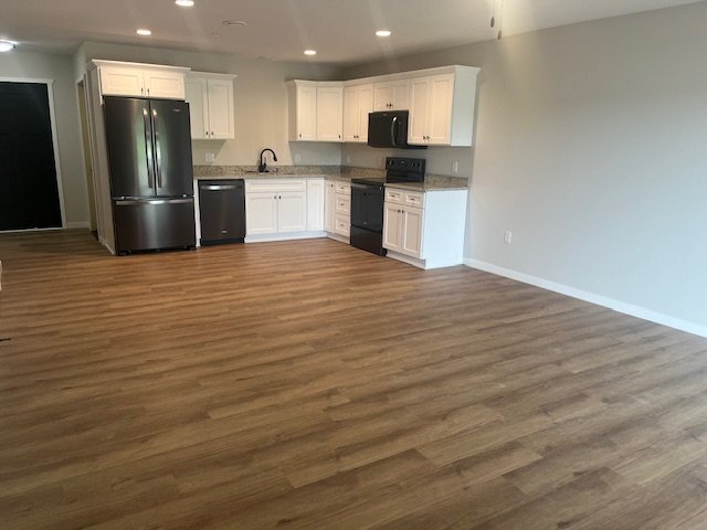Foto del edificio - 2229 N Highland Ave