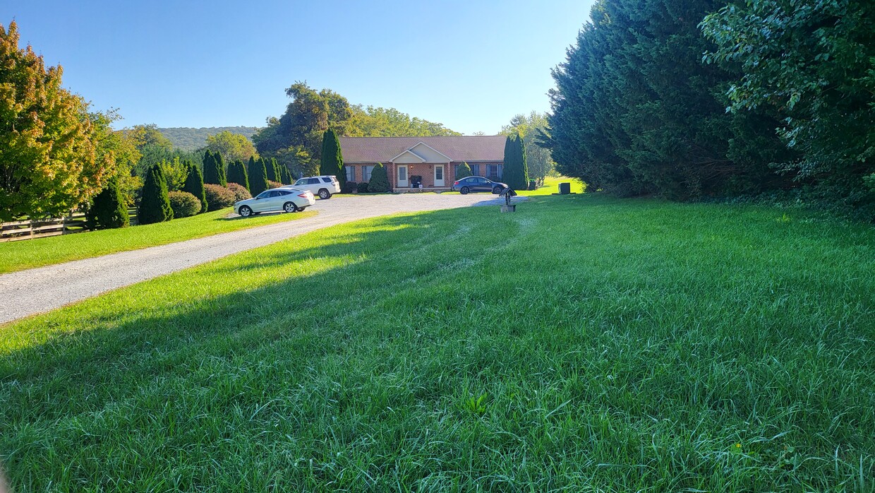Primary Photo - 8011 Mapleville Rd
