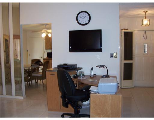 Foto del edificio - 2205 NW 14th St