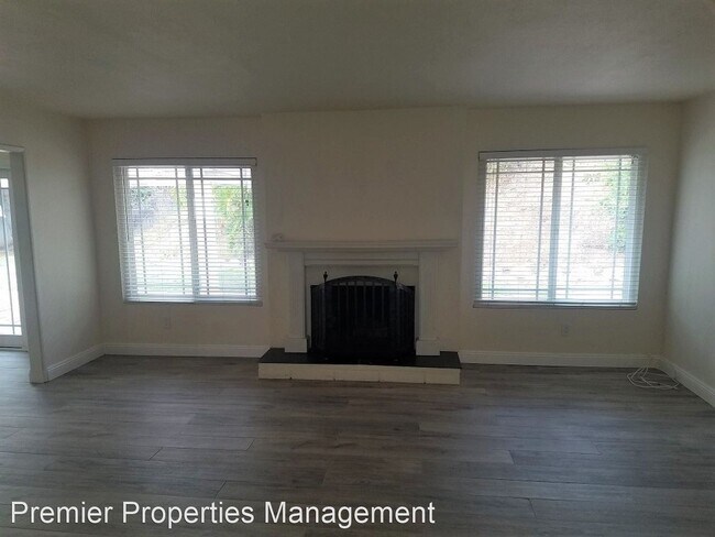 Building Photo - 3 br, 2.5 bath House - 2915 Bonita Mesa Rd.
