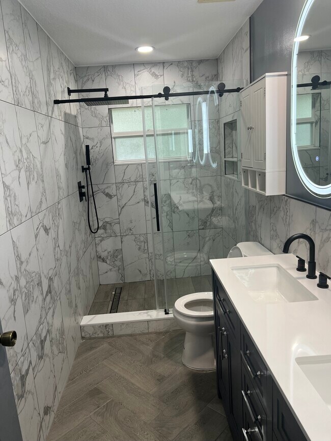 Foto del edificio - 12252 80th Ln N