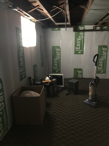 Building Photo - 520 Lawrence Ave