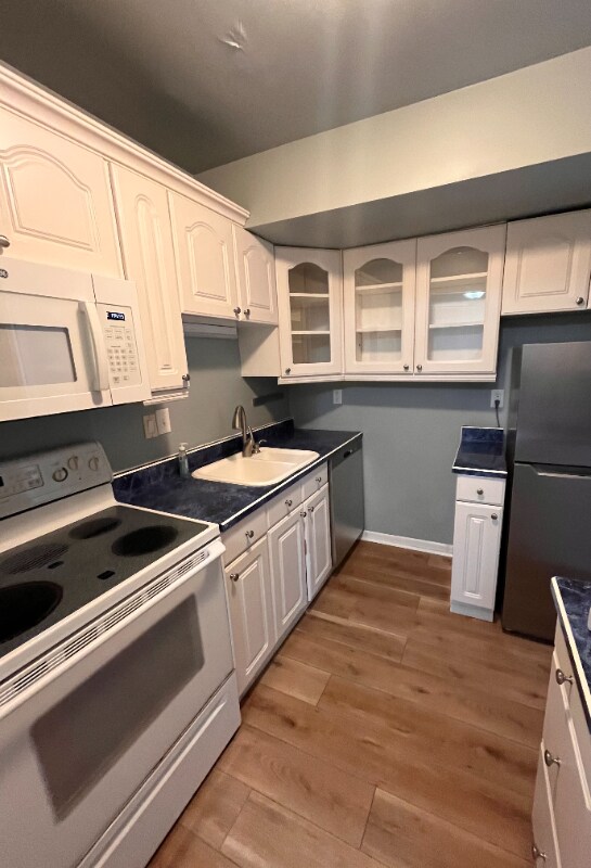 Foto del edificio - 3412 Kenbrooke Ct