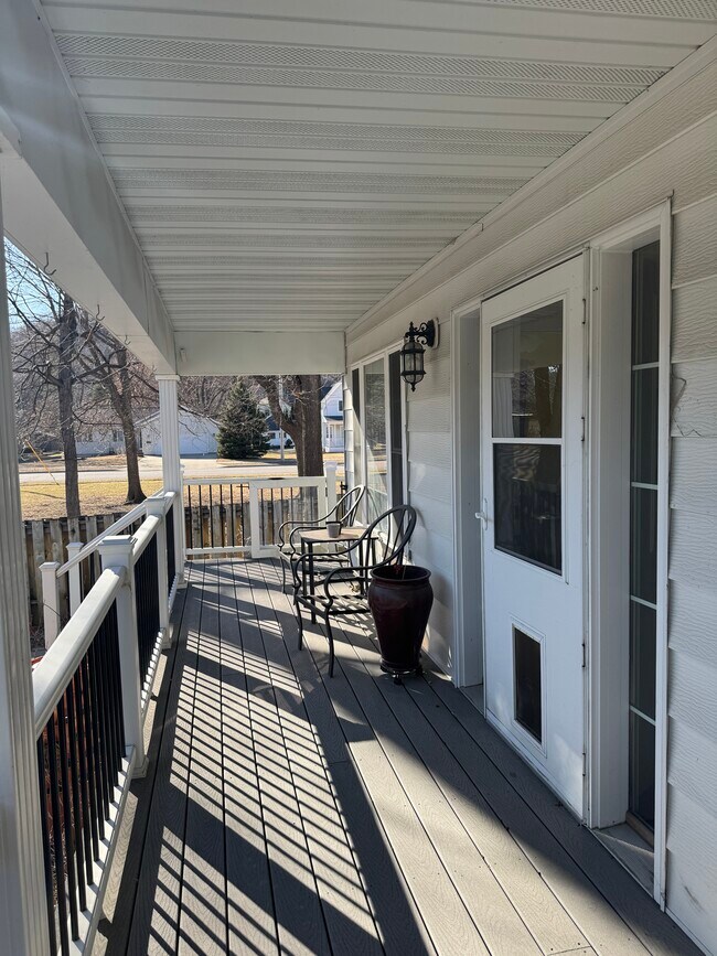 Foto del edificio - 635 Grant Ave