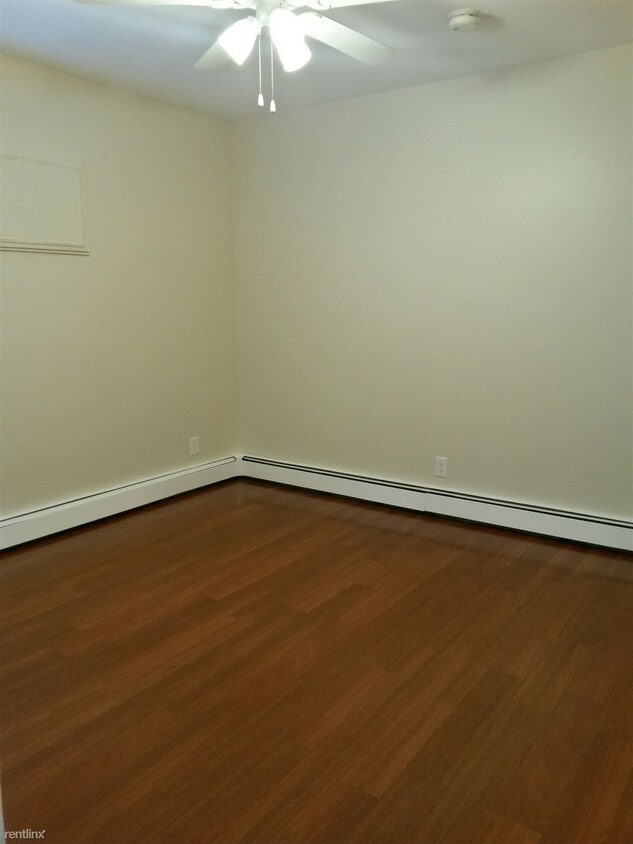 Building Photo - 1 br, 1 bath Condo - 790 Hope St Apt 1