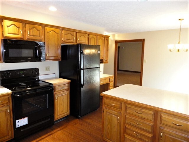 Foto del edificio - 1121 New Harmony Dr