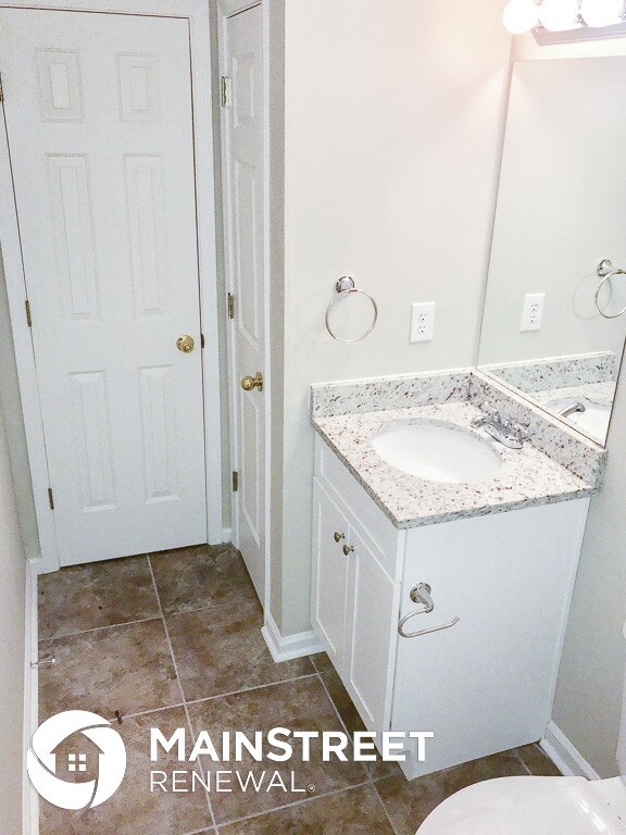 Building Photo - 45 McGiboney Pl