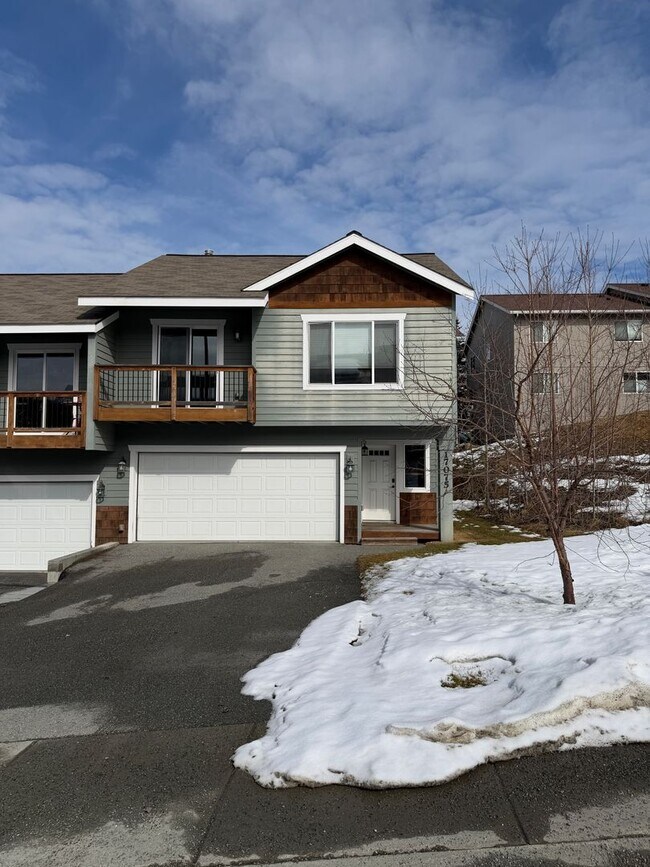 Building Photo - 17075 Bowen Cir