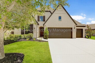 Building Photo - 6102 Grace Falls Dr