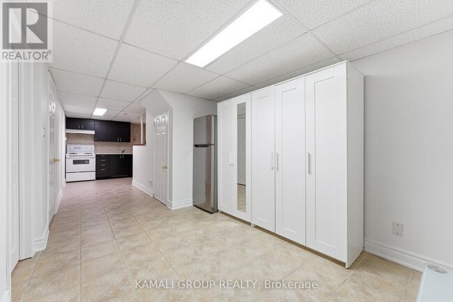 Building Photo - 112 Kersey Crescent