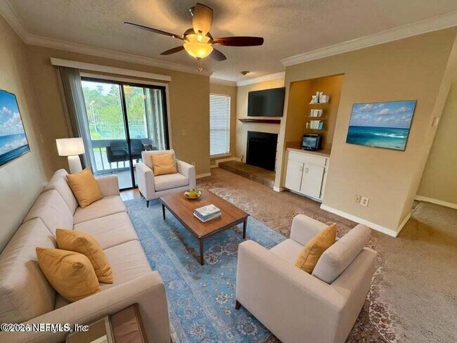 Foto del edificio - 10200 Belle Rive Blvd