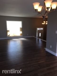 Building Photo - 4 br, 3 bath House - 7712 Saulsbury St