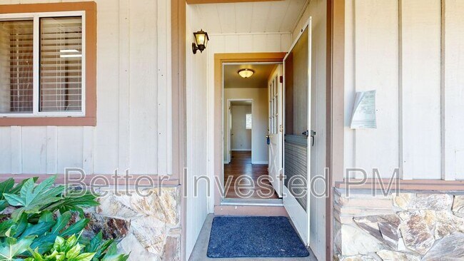 Building Photo - 381 Zinfandel Dr