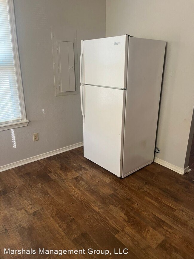 Foto del edificio - 2 br, 1 bath House - 3816 Jenny Lind Road