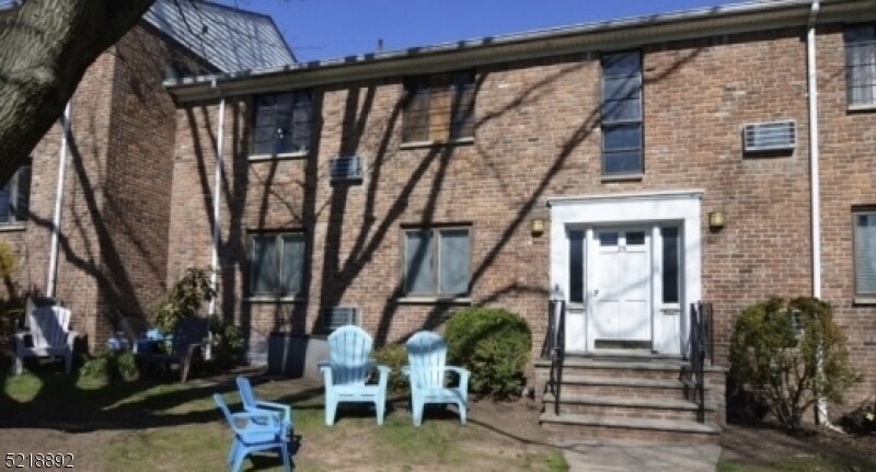 Primary Photo - 23A Troy Dr