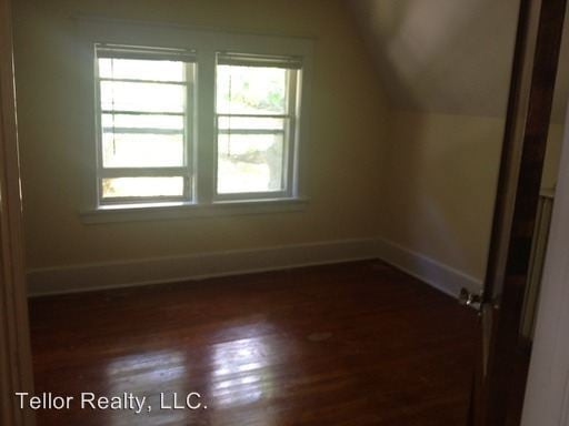 Building Photo - 435 Leicester Ave