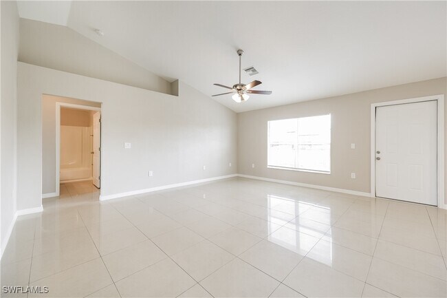 Foto del edificio - 404 Willowbrook Dr