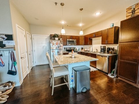 Foto del edificio - 1118 Litton Ave