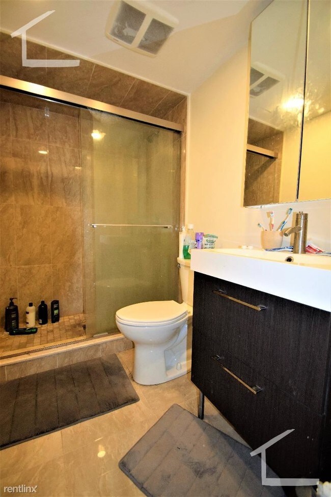 Building Photo - 5 br, 2 bath  - 12 Bay State Rd Apt 116