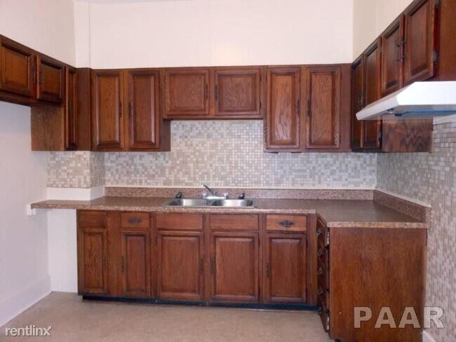 Building Photo - 2 br, 1 bath House - 2713 W Humboldt St