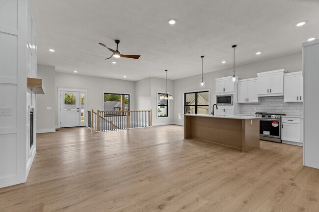 Foto del edificio - 702 S Thornridge Dr