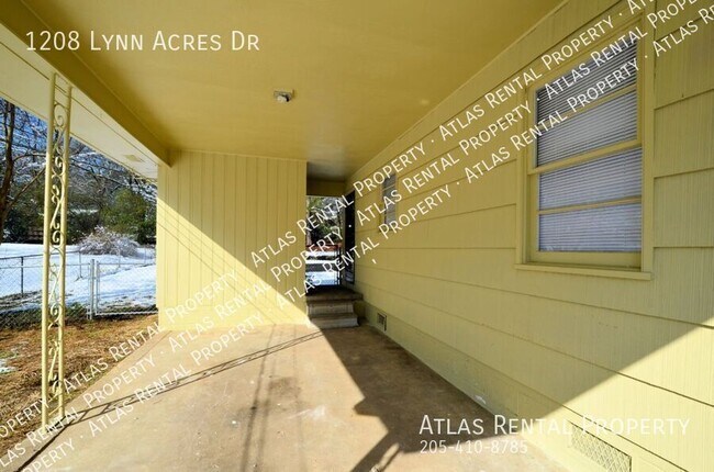 Foto del edificio - 1208 Lynn Acres Dr