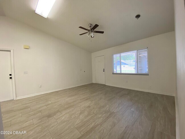 Building Photo - 4102 Kokomo Dr