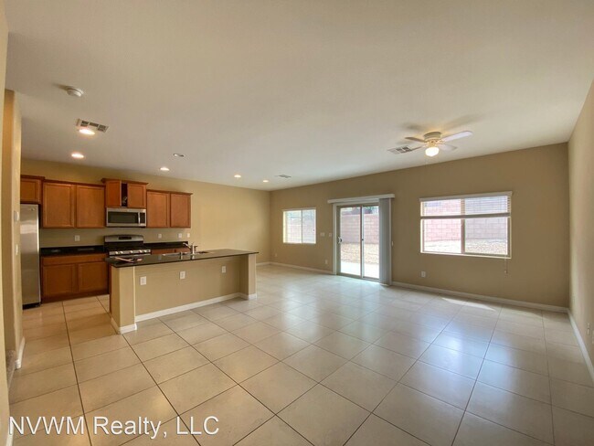 Building Photo - 4 br, 2.5 bath House - 2869 Rough Green St