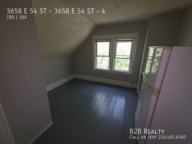Building Photo - 3658 E 54th St
