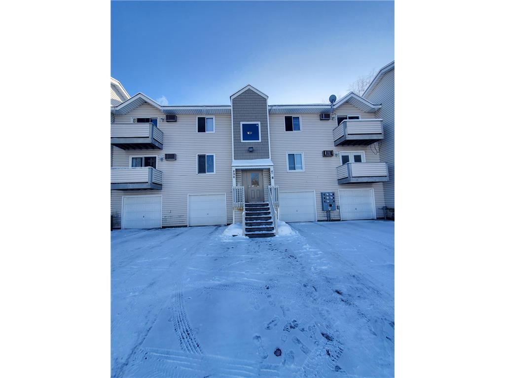 896 Wescott Square Unit 103, Eagan, MN 55123 Apartment for Rent in