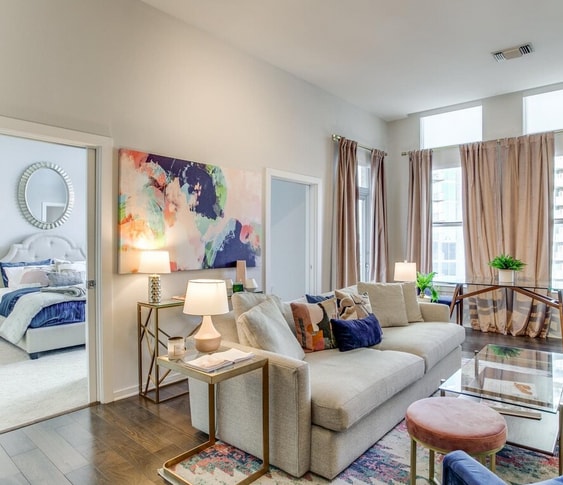 Building Photo - 2323 N Houston-111.7