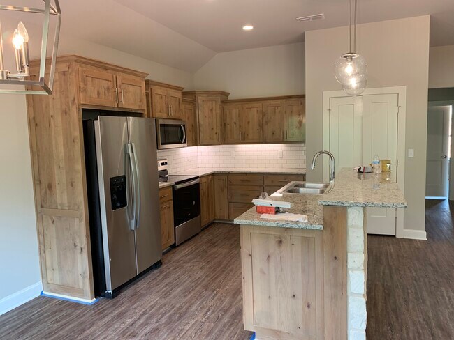 kitchen - 4818 FM 346 E