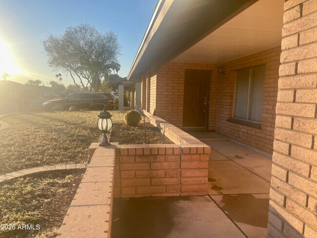 Foto del edificio - 508 E Angela Dr